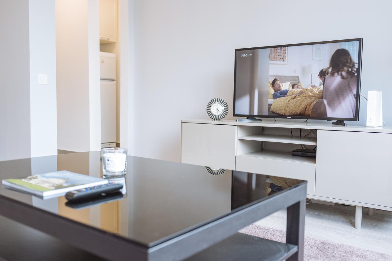 Luxury City Centre Apartment Бухарест Экстерьер фото